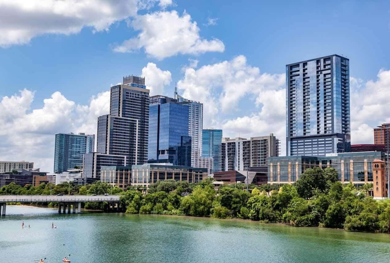 5-Best-Places-to-Visit-in-Austin-----And-Why-the-Right-Vehicle-Matters-