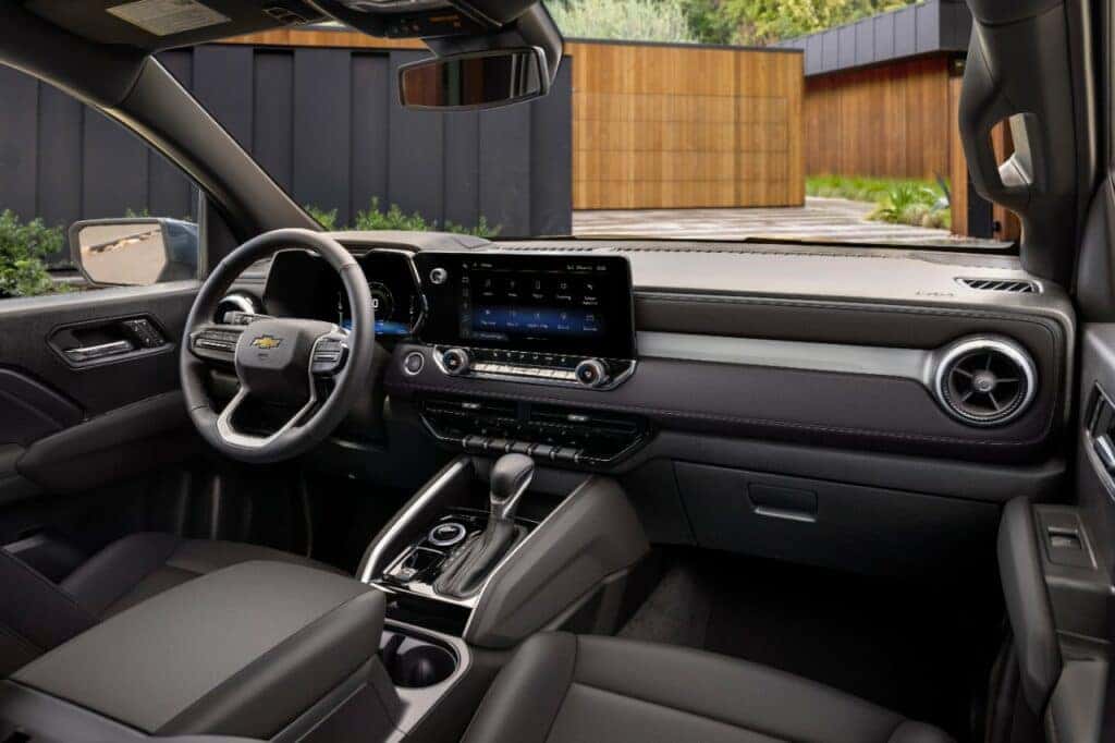 New Chevrolet Colorado LT Interior Dash View