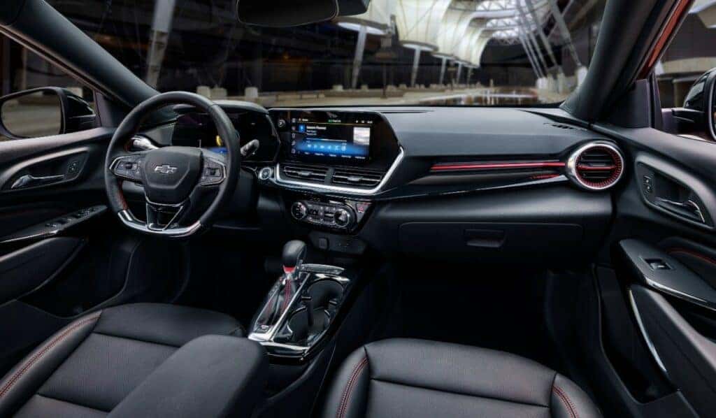 Interior Dash View in the 2024 Chevy Trax RS