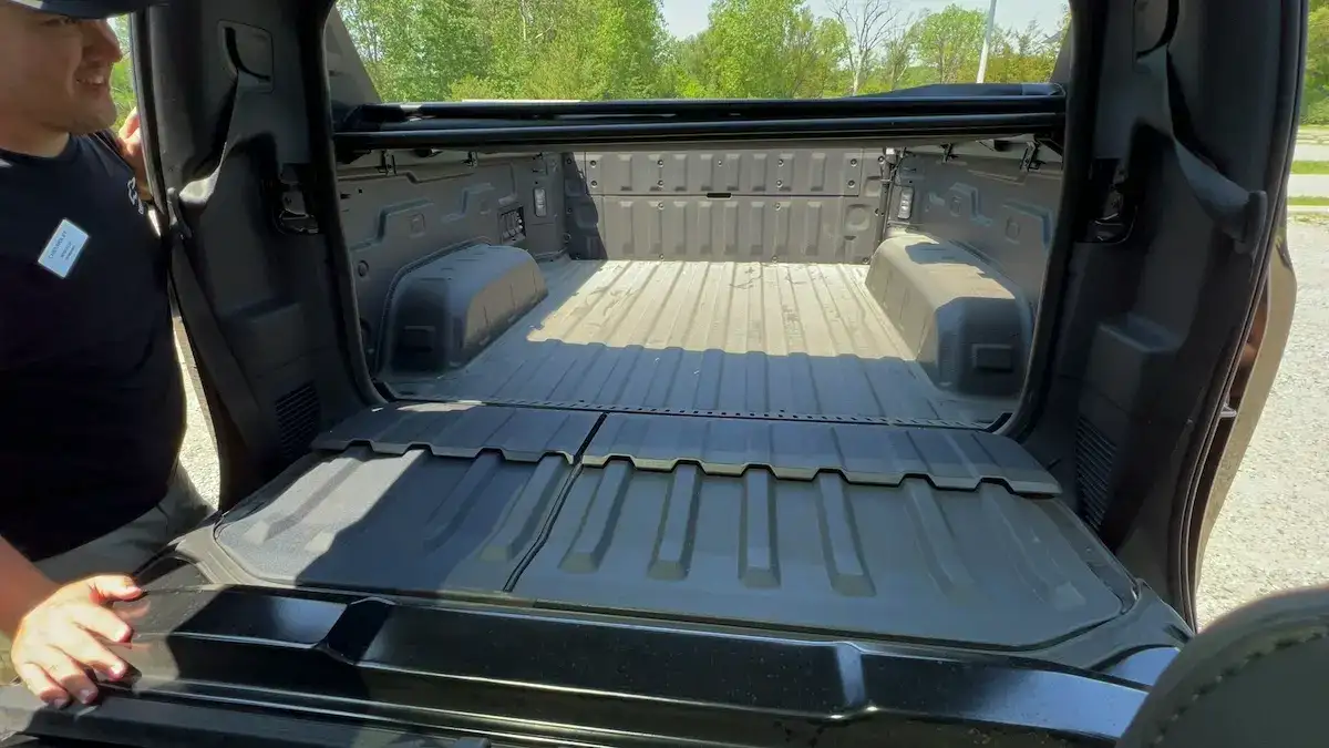 View of the fully convertible Mid Gate in the Chevrolet Silverado EV