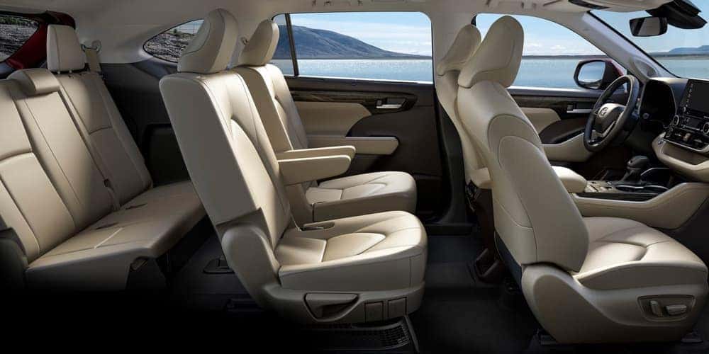 2019 Toyota Highlander Interior | Beaver Toyota of Cumming