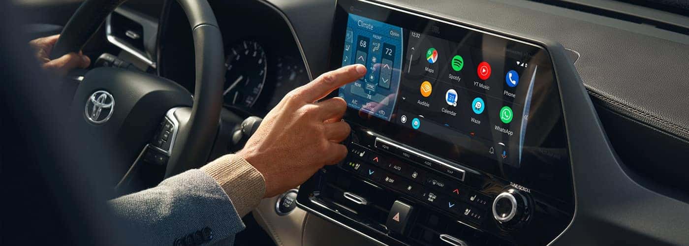 How to Update Toyota Entune™ | Beaver Toyota of Cumming