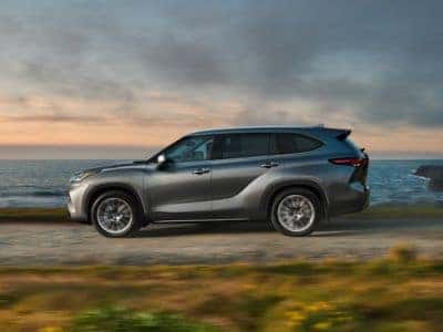 2025 Toyota Highlander vs. Grand Highlander | Which SUV Fits You?