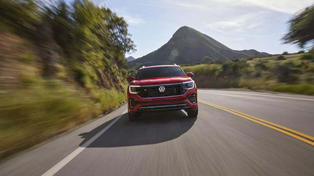 2025 Atlas front shot of exterior