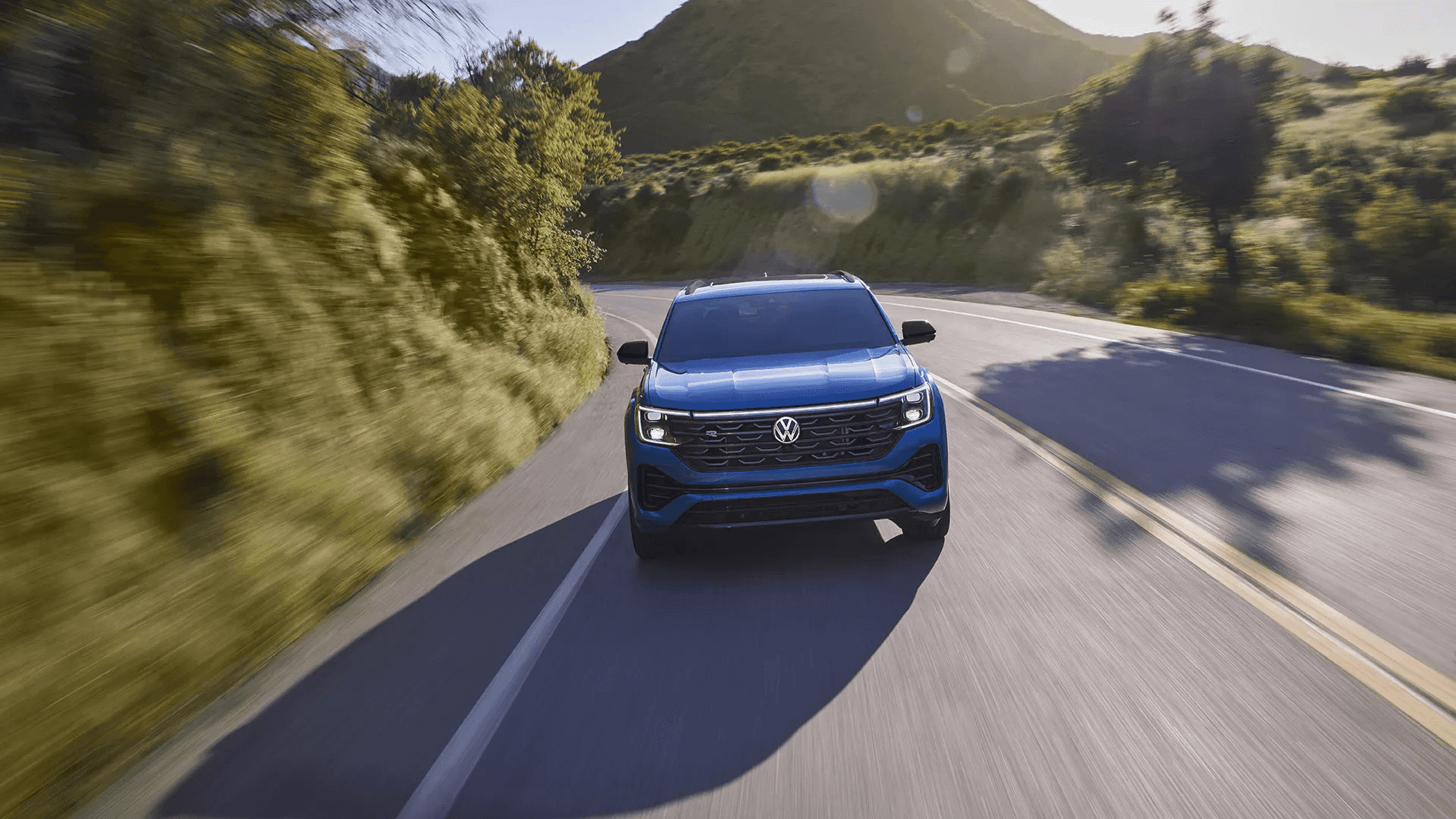 Exterior shot of 2025 Volkswagen Atlas Cross Sport