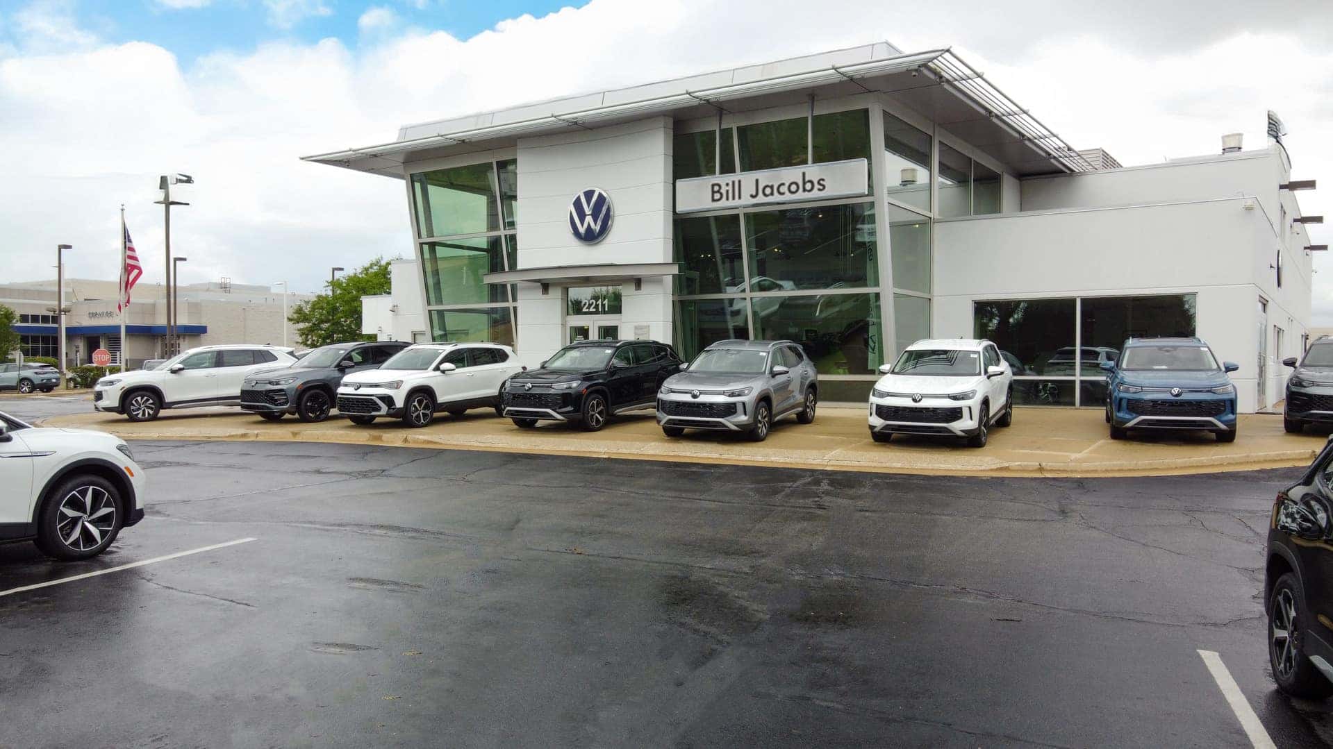 Bill Jacobs Volkswagen Exterior - Naperville, IL