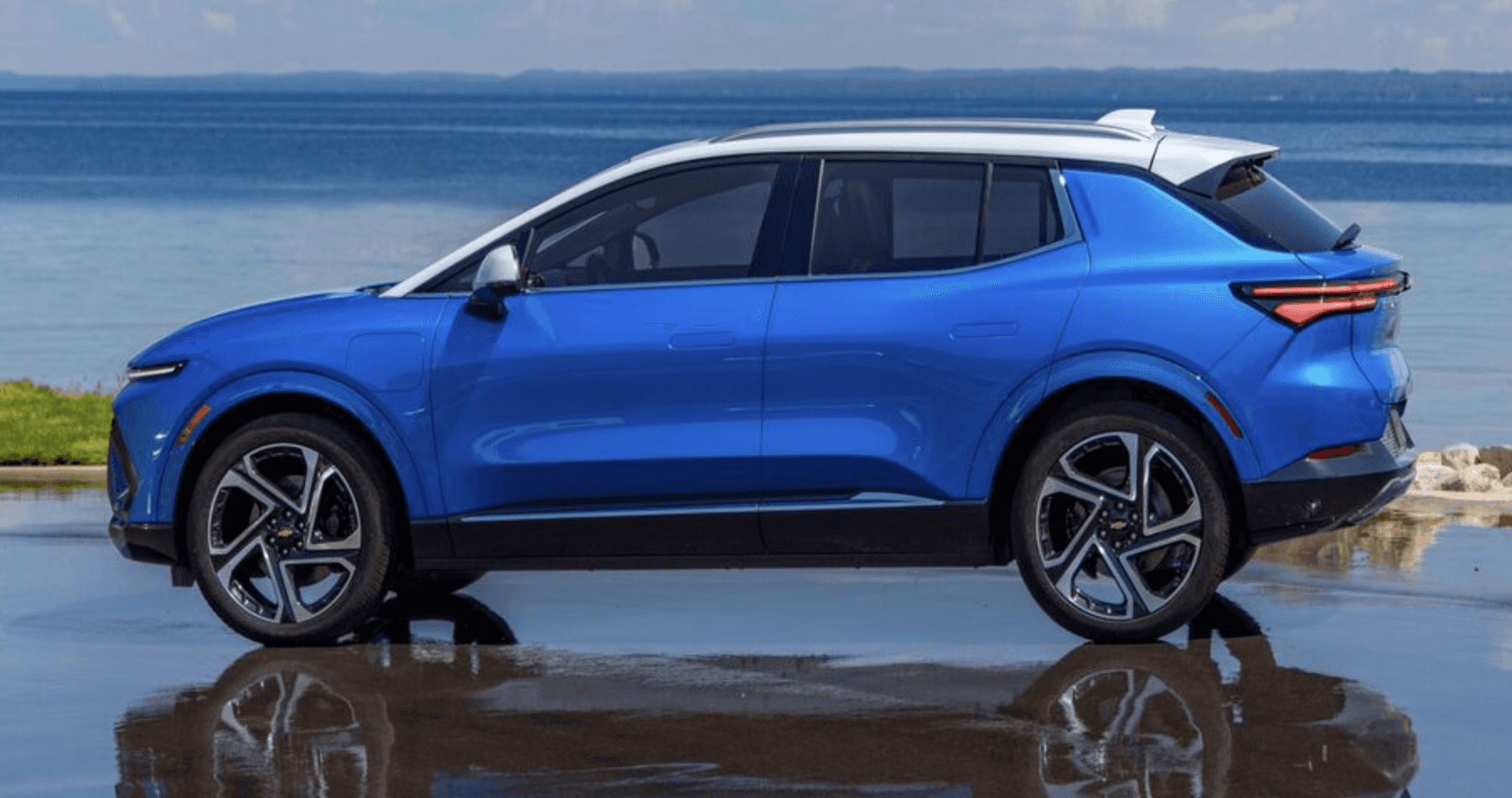 New 2025 Chevrolet Equinox EV Blue Grove City, OH