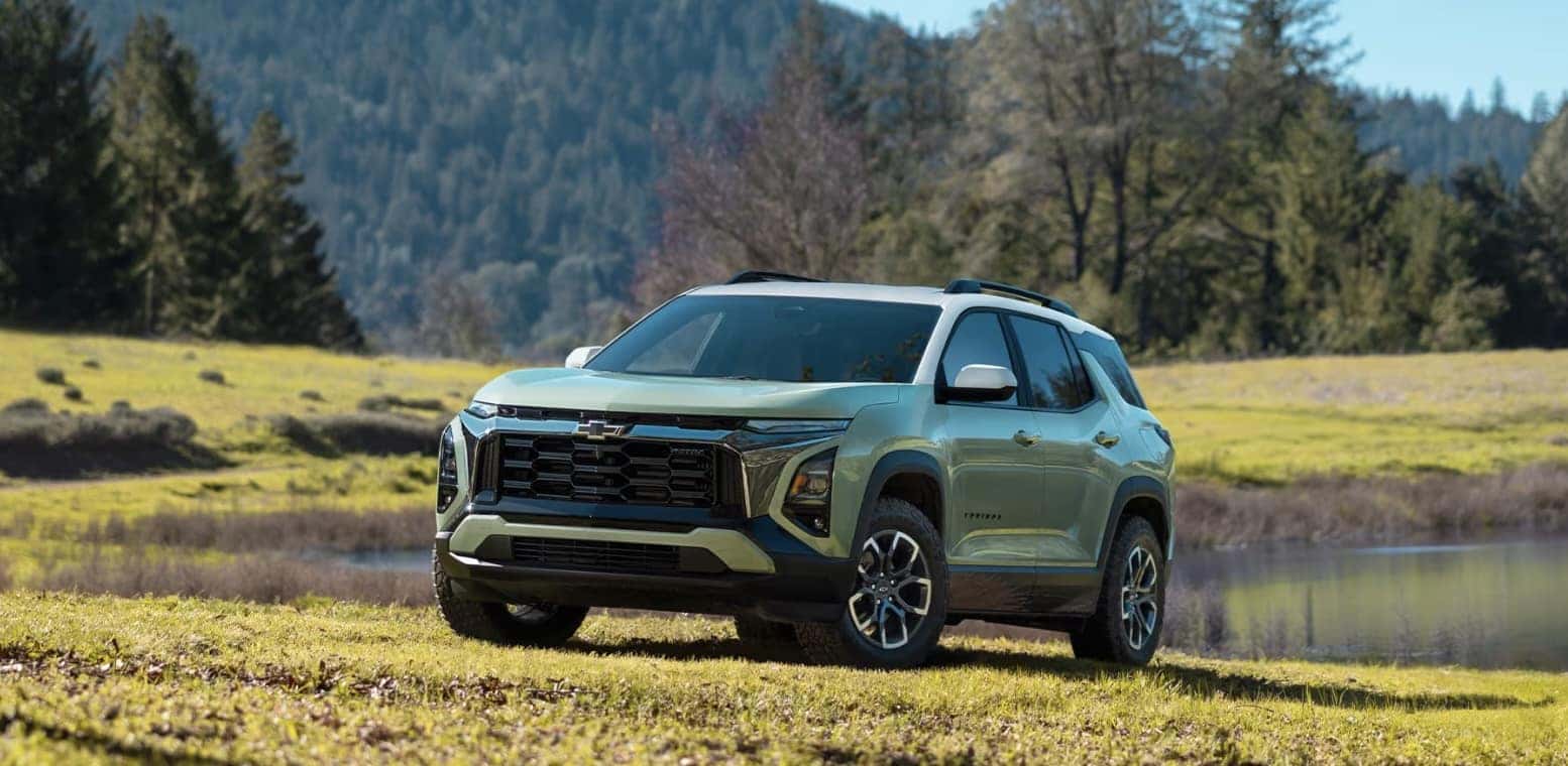 New green 2026 Chevy Equinox for sale in Grove City, OH