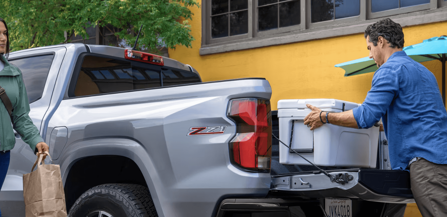 Tailgate of gray 2026 Chevy Colorado for Sale near Ashville, OH