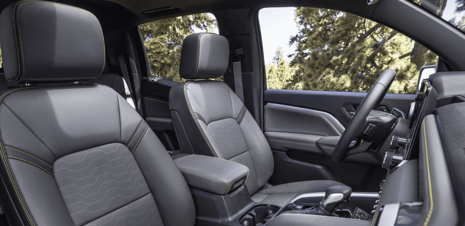 Interior of gray 2026 Chevy Colorado for sale near Dublin, OH