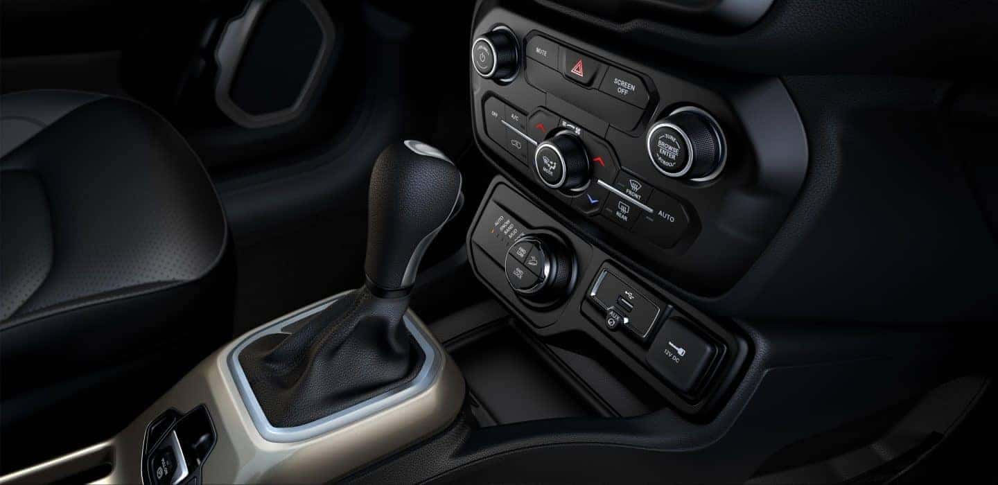 2018 Jeep Renegade shifter