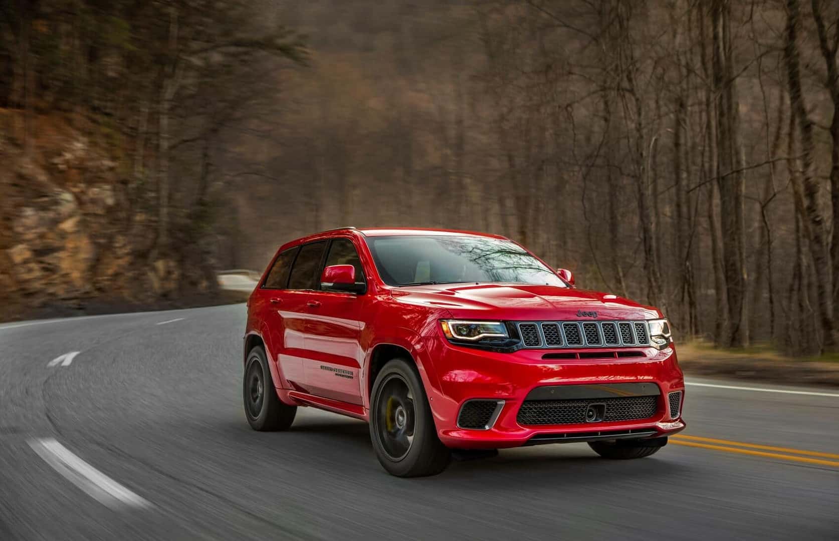 Jeep Grand Cherokee in Fire Cracker Red