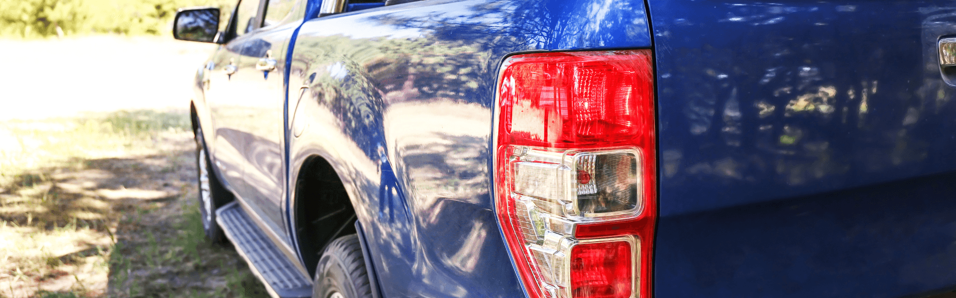 Making the Right Choice Why Buy from an Automotive Dealer vs. a