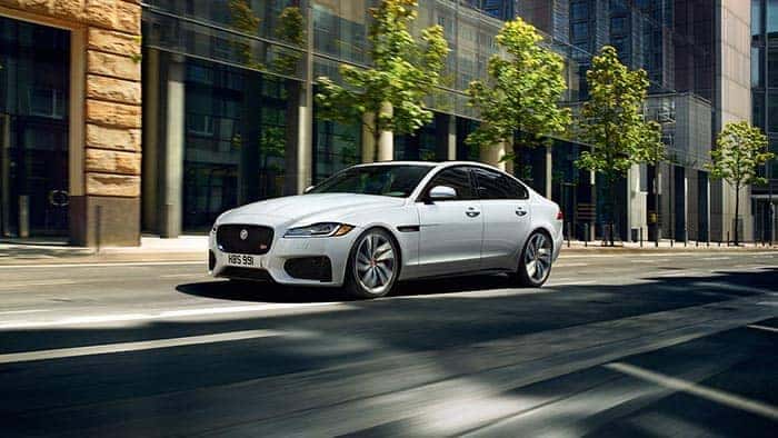 what is the difference between the jaguar xf and xj