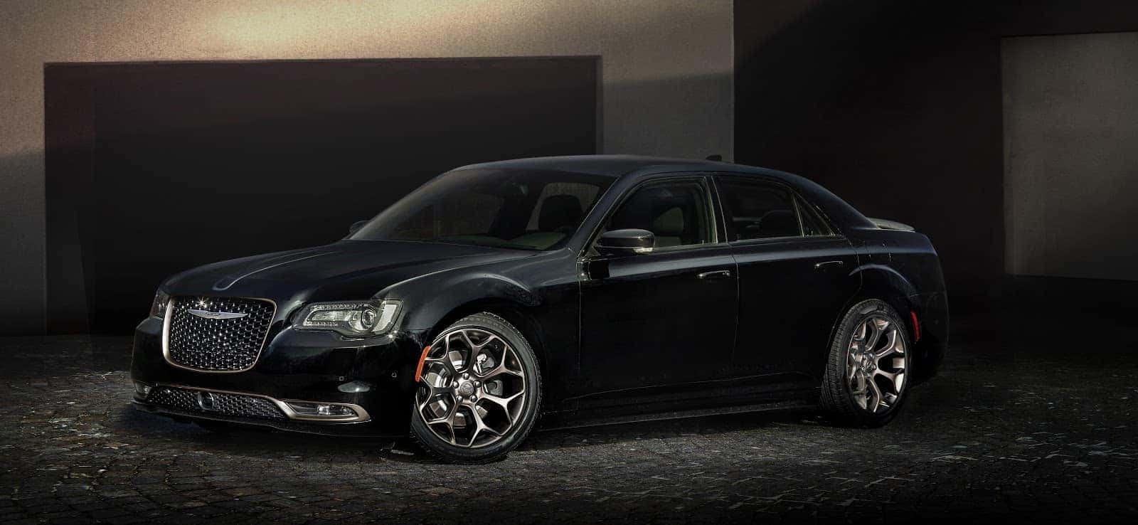 The 2019 Chrysler 300 Is An Icon of Ingenuity | Jerry Ulm CDJR in Tampa