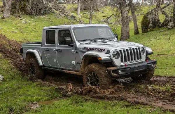 Jeep® Brand 4x4 systems help to ensure the right tire has maximum traction when it’s needed.