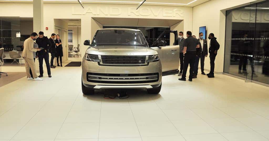 2022 Range Rover at Land Rover Hinsdale