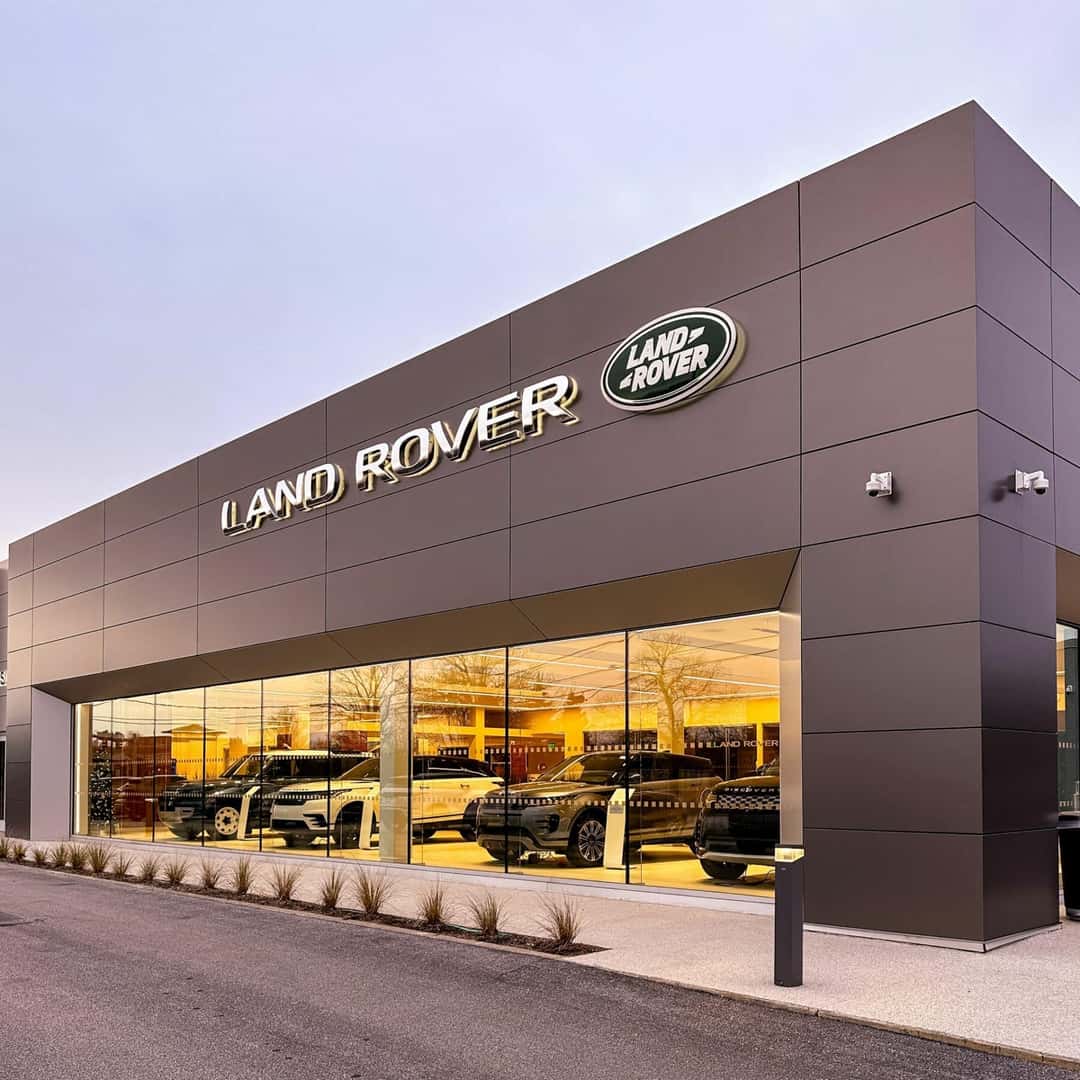 Land Rover Westmont Dealership | Land Rover Hinsdale
