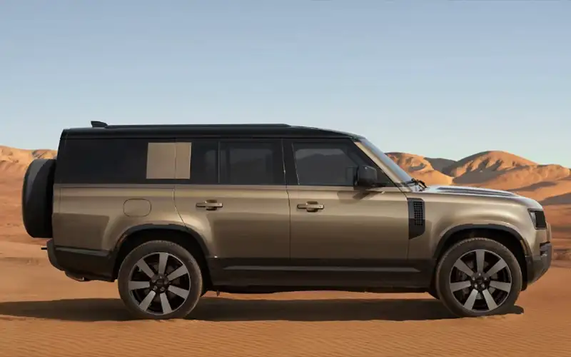 Defender 130 Exterior