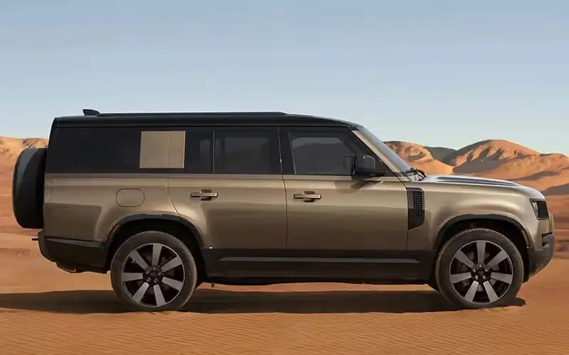 Defender 130 Exterior