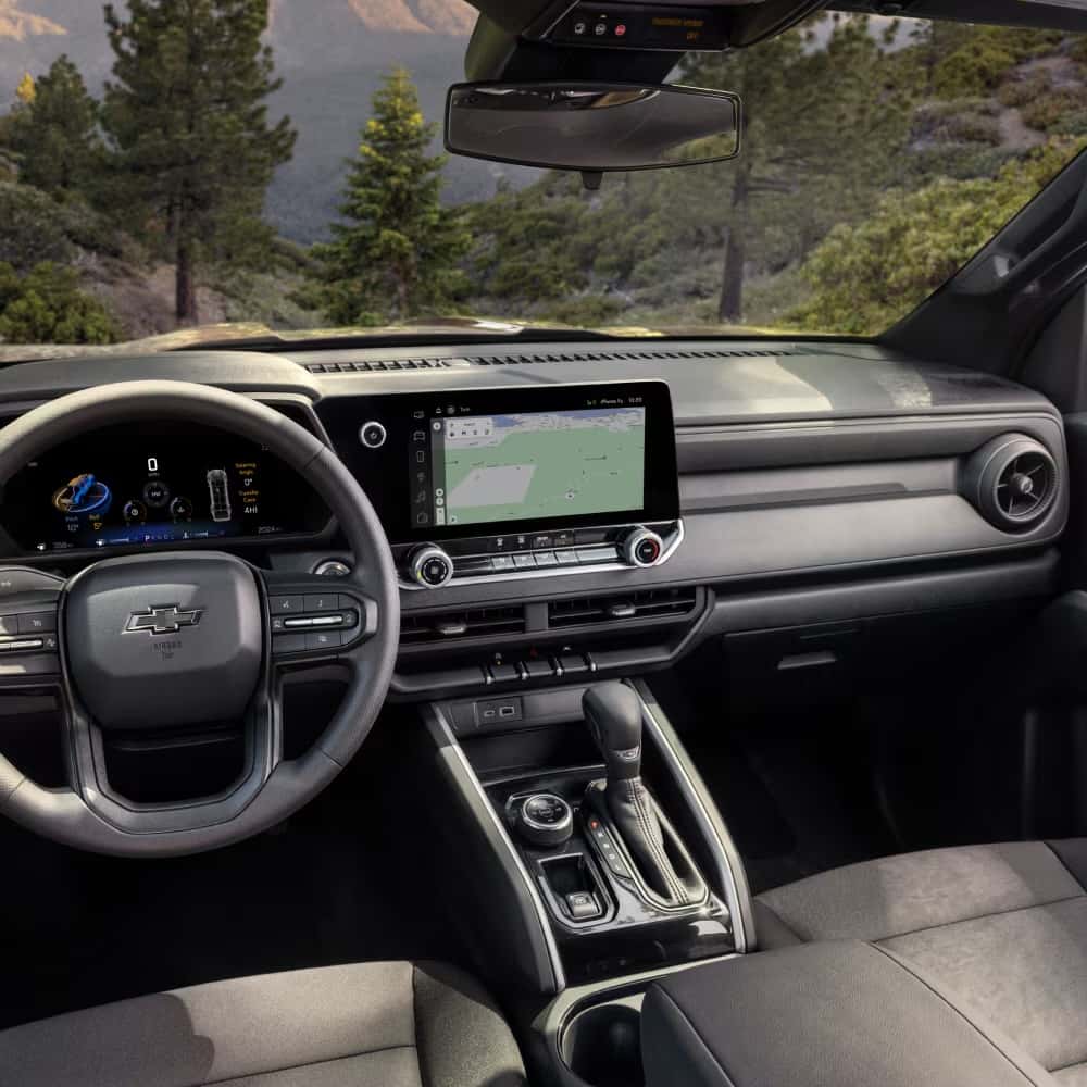 2026 Chevrolet Colorado Interior
