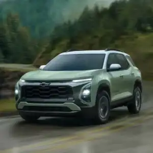 2026 Chevrolet Equinox Cacti Green with Summit White roof headlights on