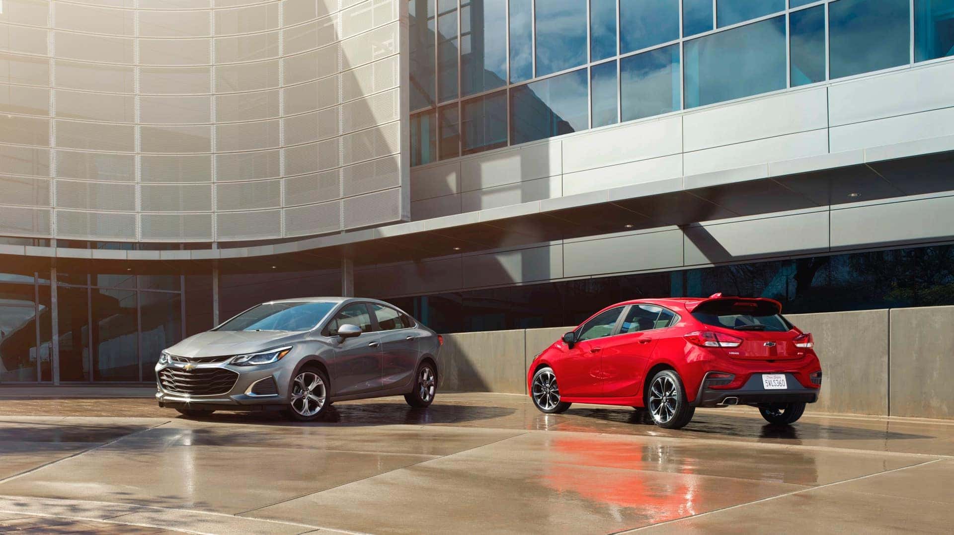 2019 Chevrolet Cruze and Cruze hatchback