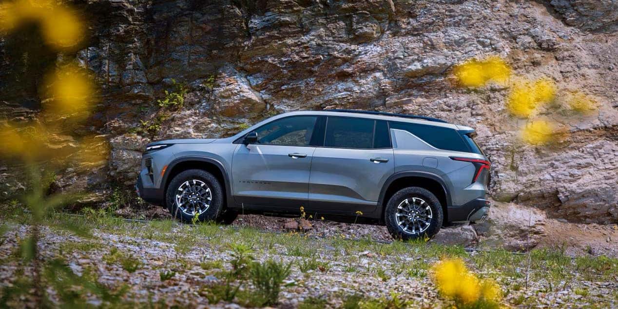 2026 Chevrolet Traverse side profile