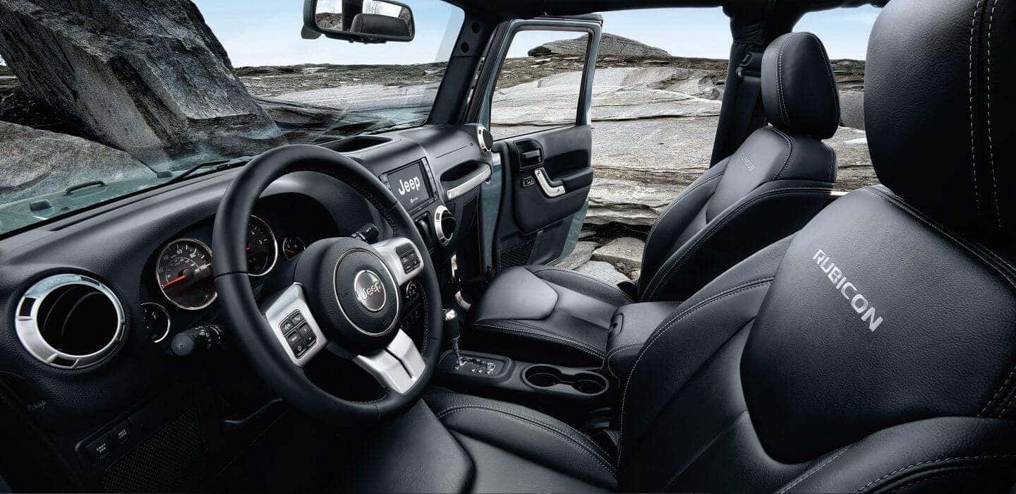 2017 Jeep Wrangler Interior Front Seating and Dashboard