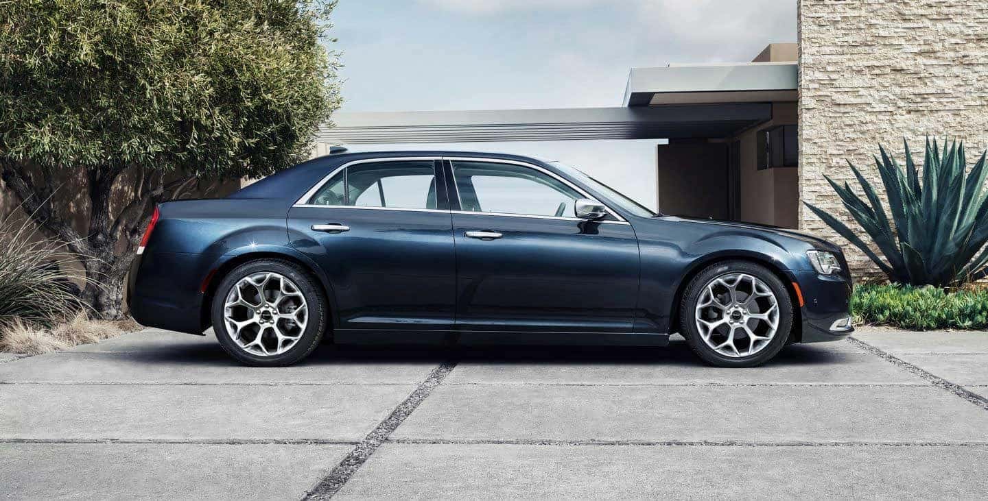 2018 Chrysler 300 Exterior