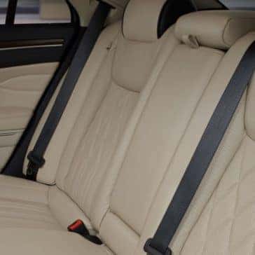 2018 Chrysler 300 Interior Features