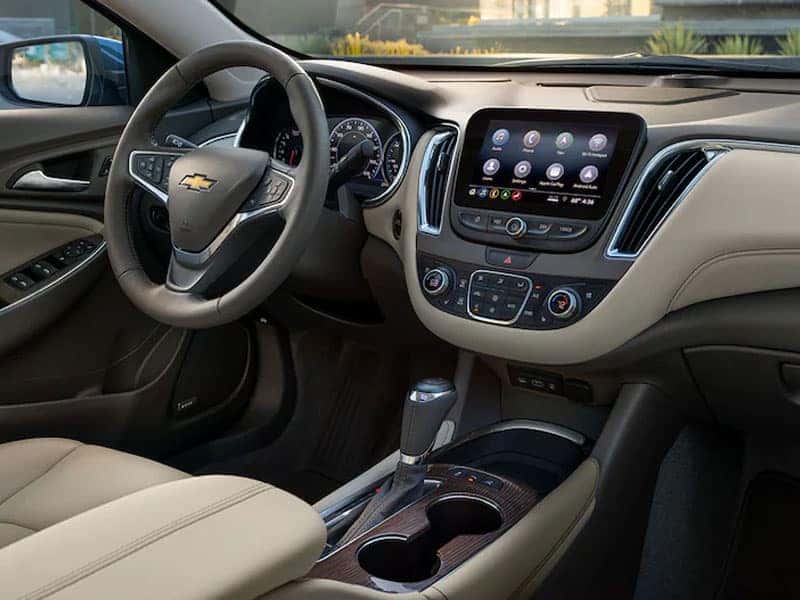 New 2025 Chevrolet Malibu Midsize Sedan Interior Comfort Features and Technology
