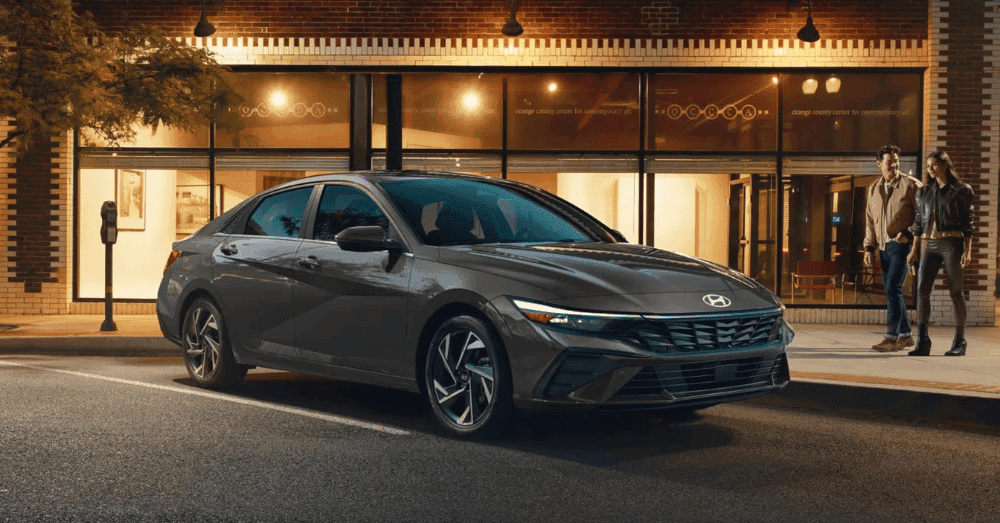 How-to-Buy-a-Used-Hyundai-center-image