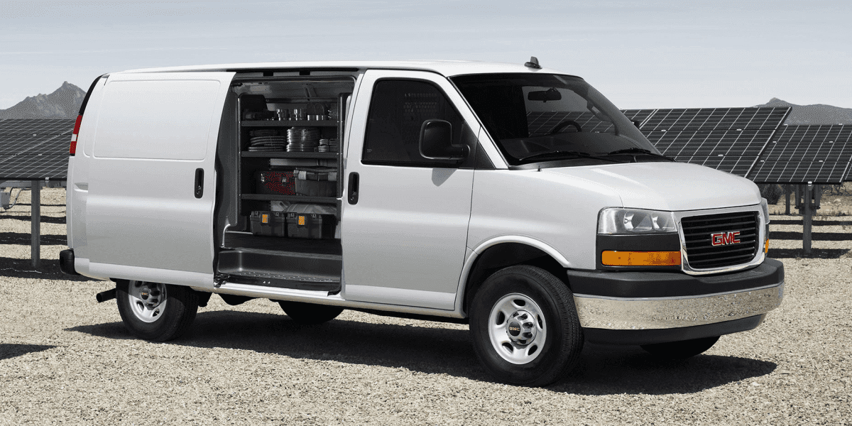 gmc-savanna-cargo-fleet-interior