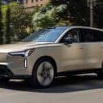 2025VolvoEX90-exterior-01