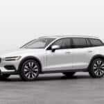 2026VolvoV60CrossCountry-exterior-01