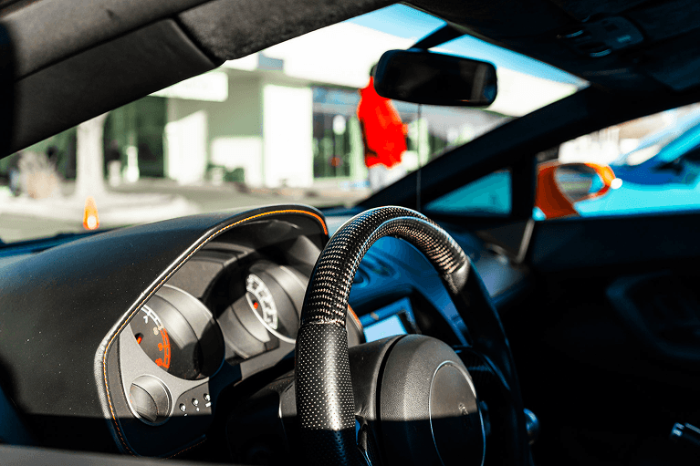 Car Show Gallery Interior Image 1