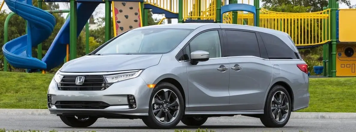 Test-Drive a 2022 Honda Odyssey | Serra Honda Champaign