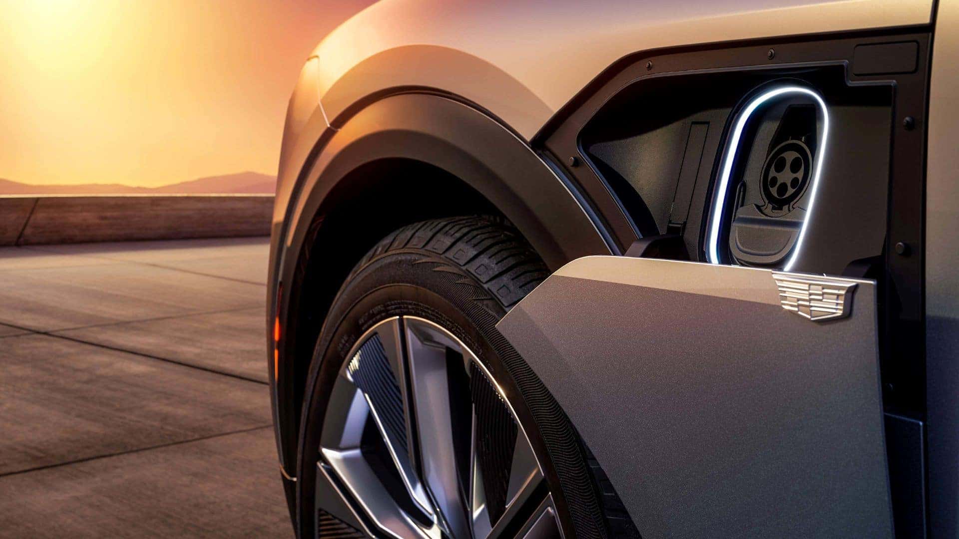 2023 Cadillac LYRIQ Charging Port