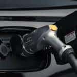 university-mitsubishi-outlander-phev-comparison-lexus-hybrid
