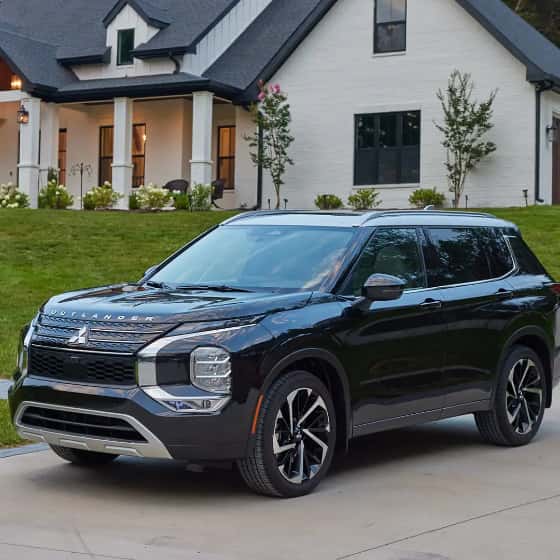 Black Diamond Mitsubishi Outlander 2024