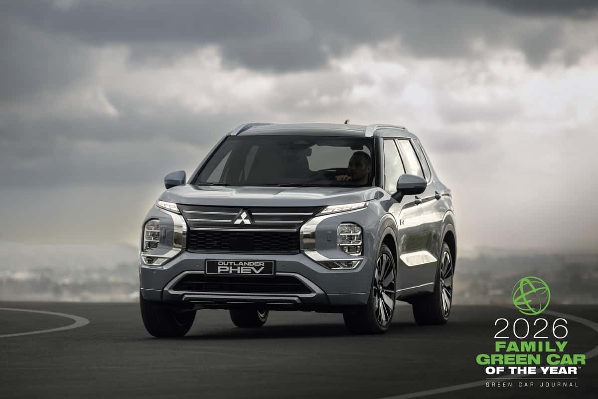 Mercury Gray Metallic Mitsubishi Outlander PHEV 2026 Green Car Journal Award